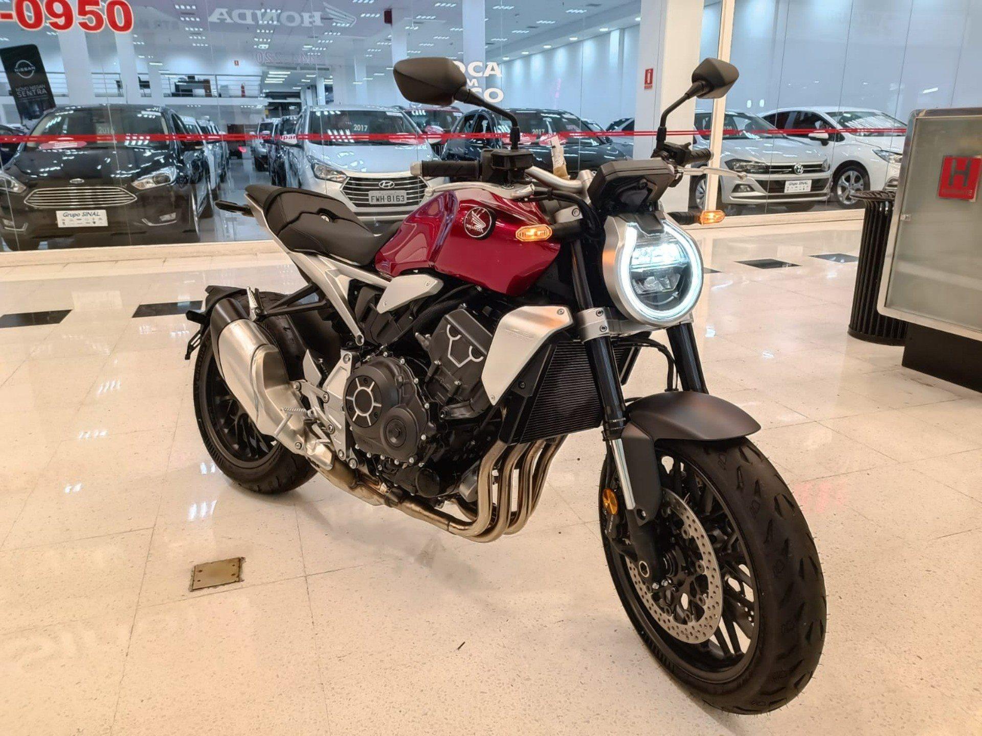 Honda CB 1000R 2024