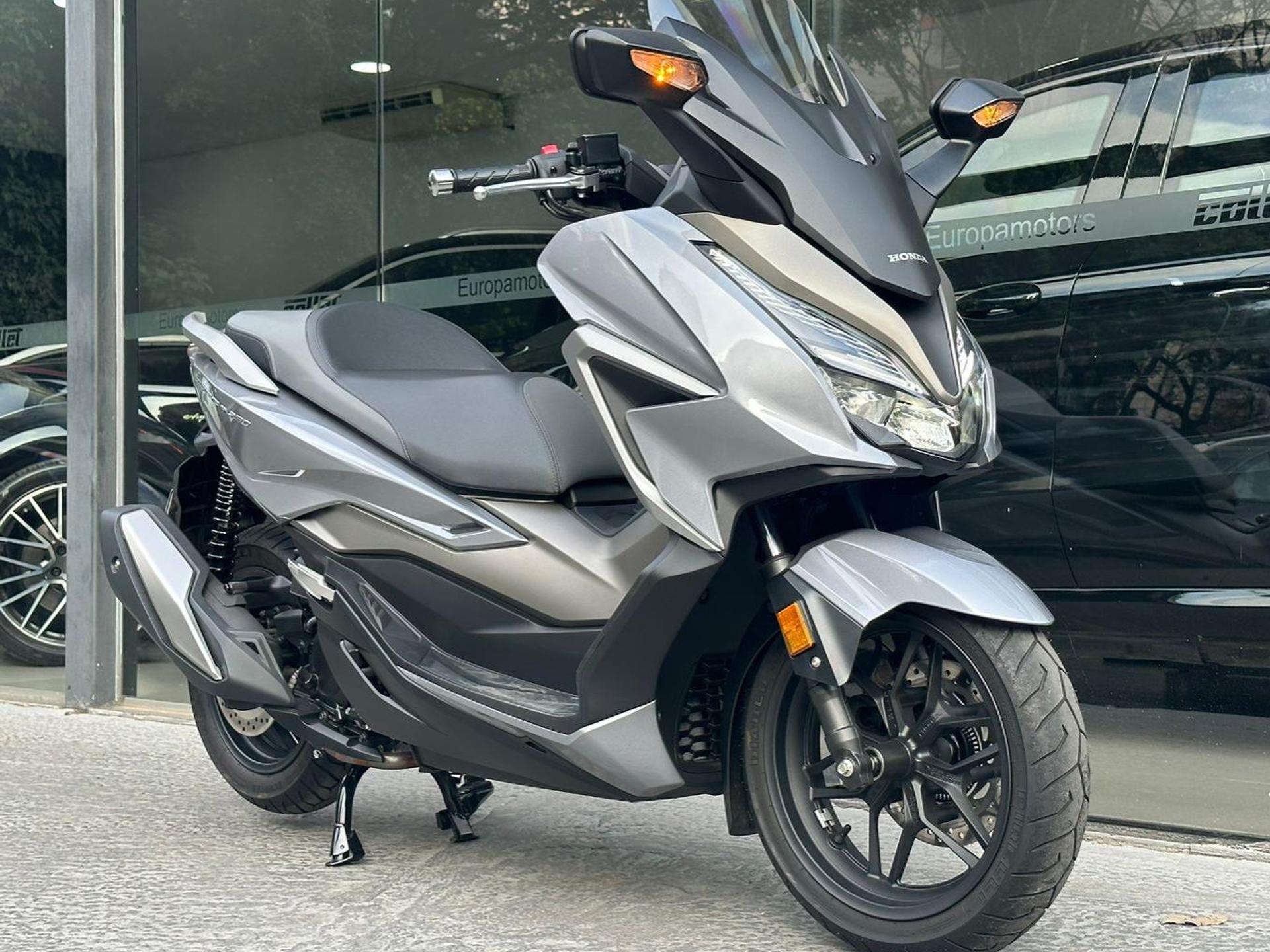 Honda Forza 350 2024